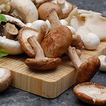 mushrooms_vegetables_ccm_food